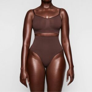 SKIMS seamless sculpt bralette cocoa